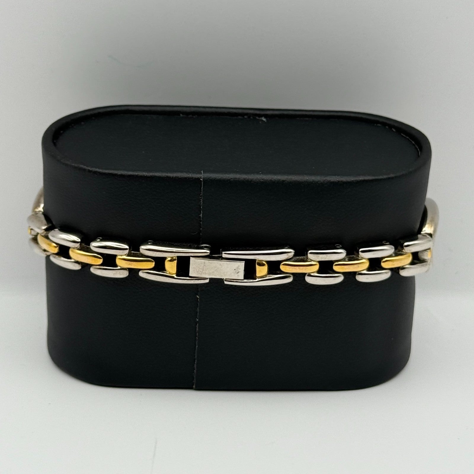 Carvel Ladies Quartz Watch MOP Oval Dial Silver Gold Tone Bracelet Working 19mm