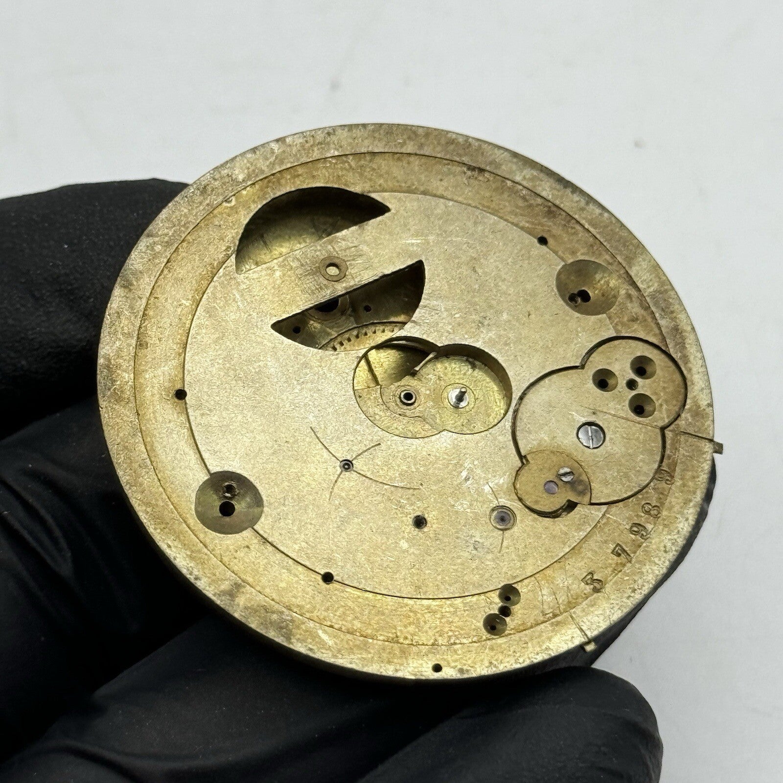 47.5mm Manual Wind Unidentified Key Wound Pocket Watch Movement FOR PARTS