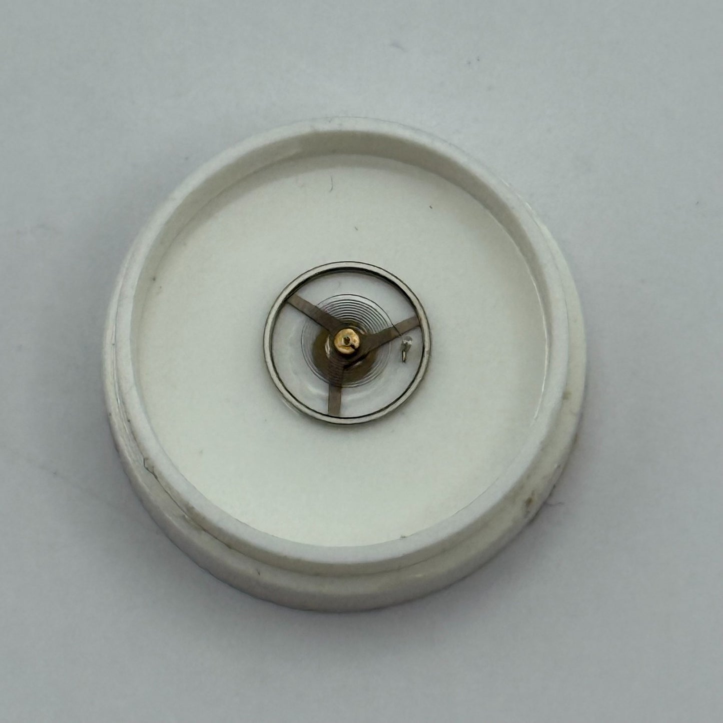 FEF 6620 Balance Wheel Complete And Spring 5½’’’ 1450 M Watch Movement Parts 