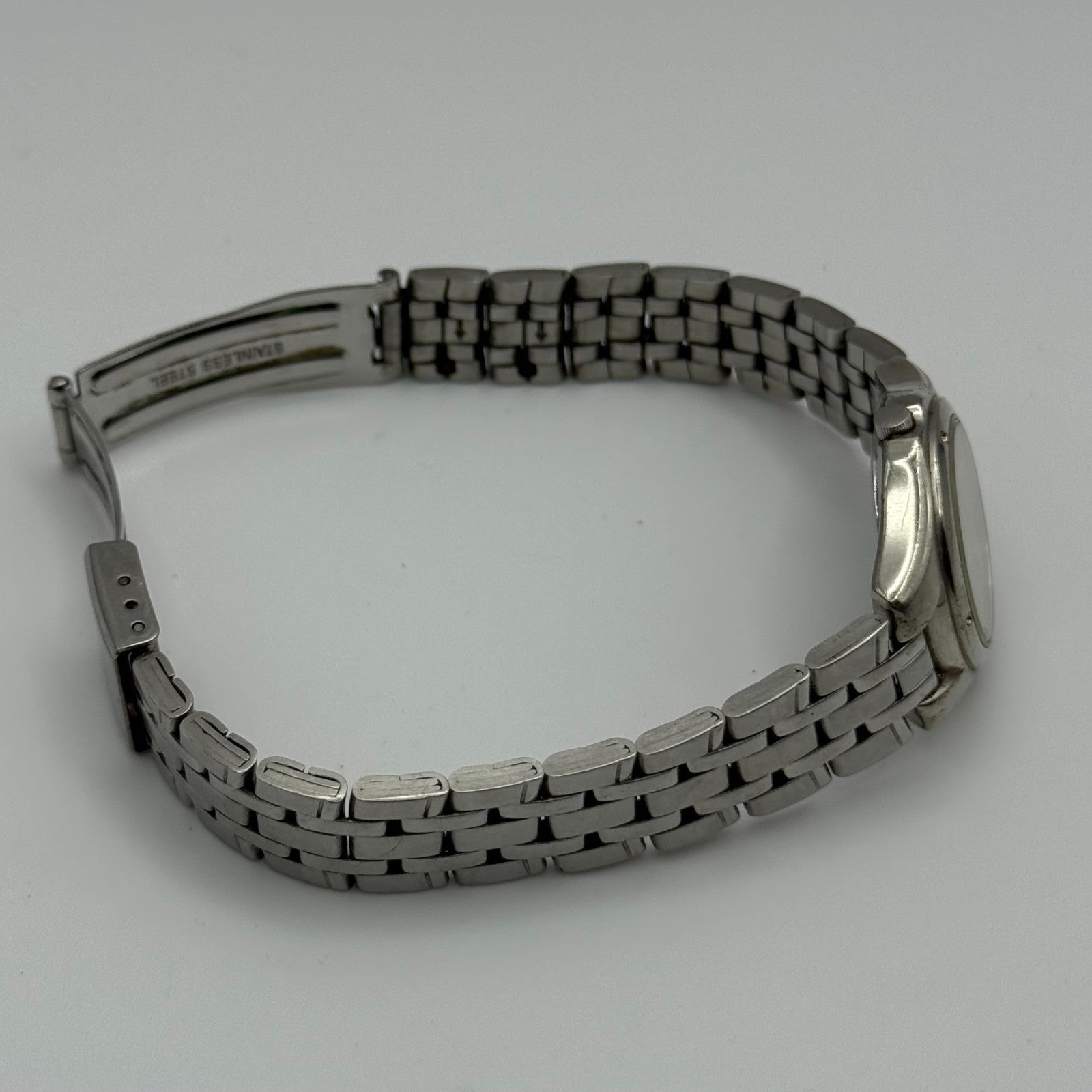 Lorus Lumibrite Ladies Quartz Watch Date Dial Silver Tone Bracelet Working 25mm