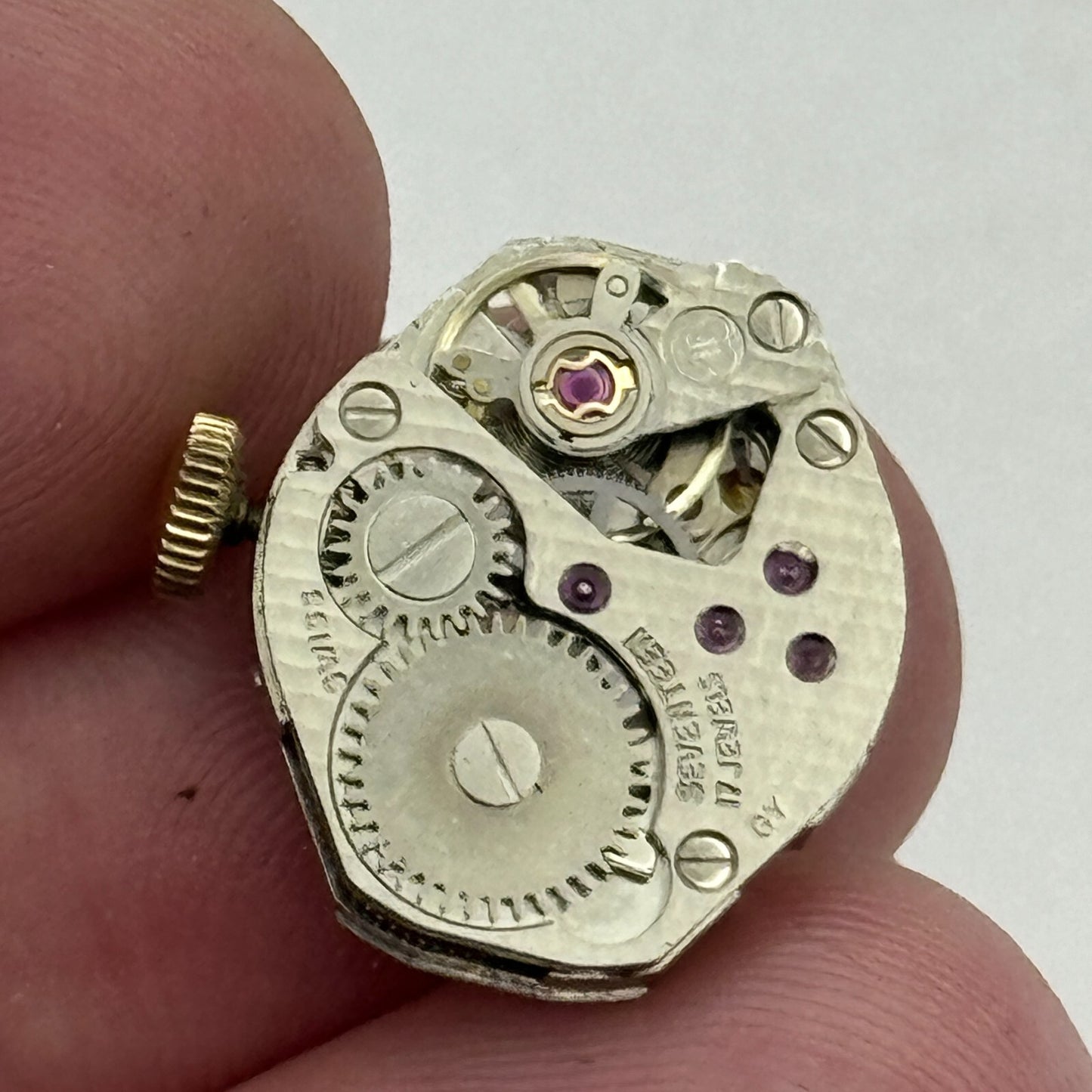15mm Ladies Avia FHF 69N Manual Wind Watch Movement Swiss Vintage PARTS SPARES