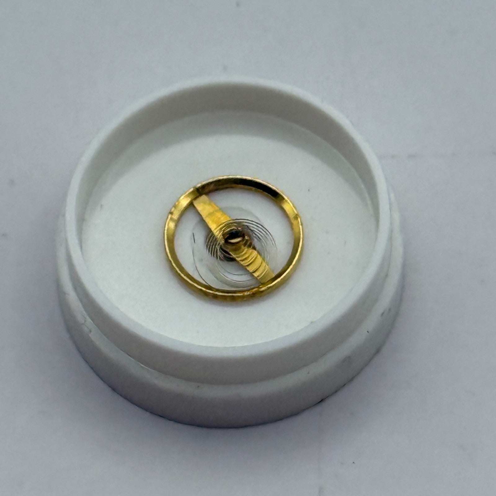 BFG 927 Balance Wheel Complete And Spring  6¾–8’’’ 1512 M Watch Movement Parts 