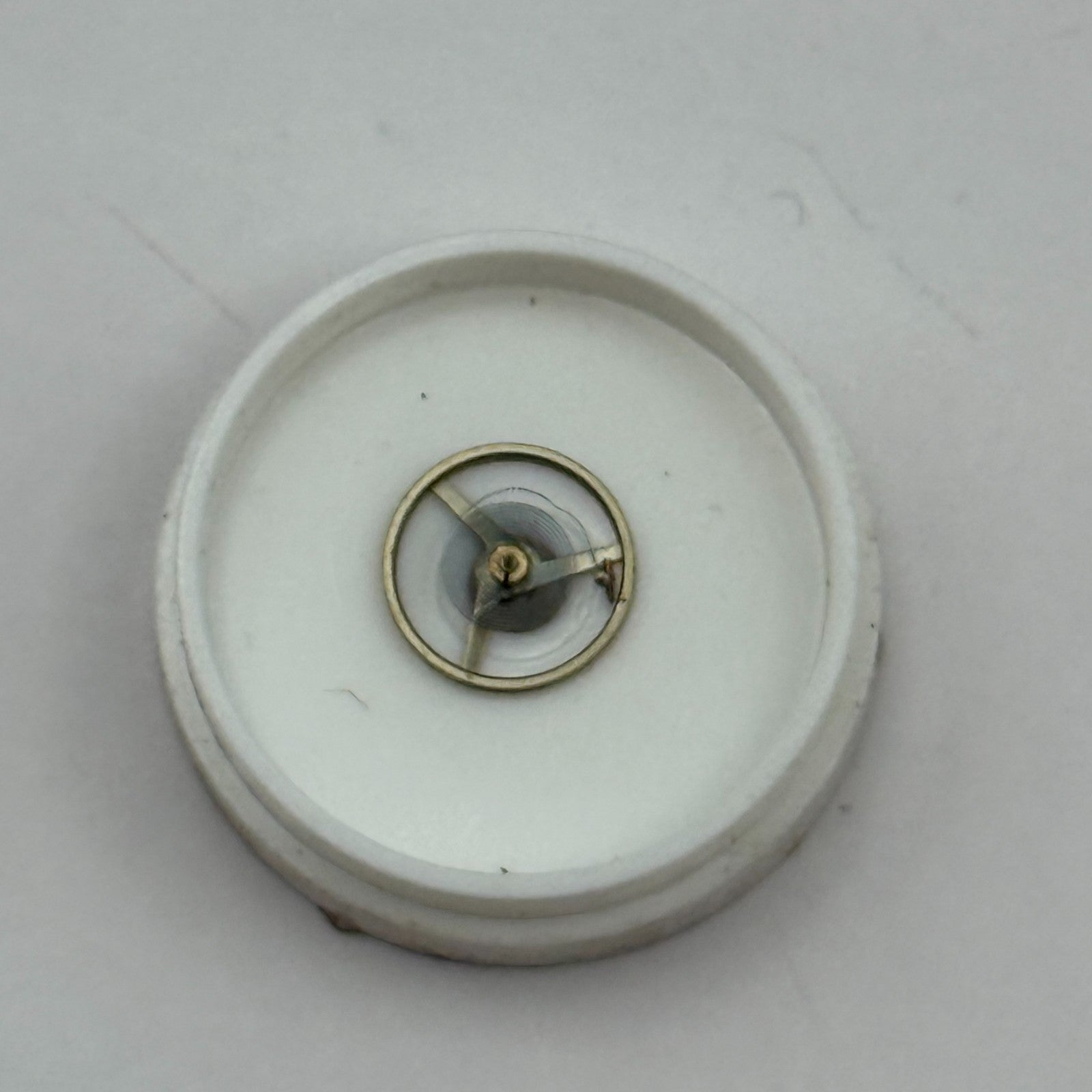 AS 1977 Balance Wheel Complete And Spring 5½’’’ 1740 M Watch Movement Parts 