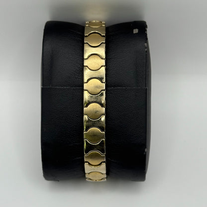 Timex Ladies Quartz Watch Oval Dial Gold Tone Stretch Band Steel Working 21mm