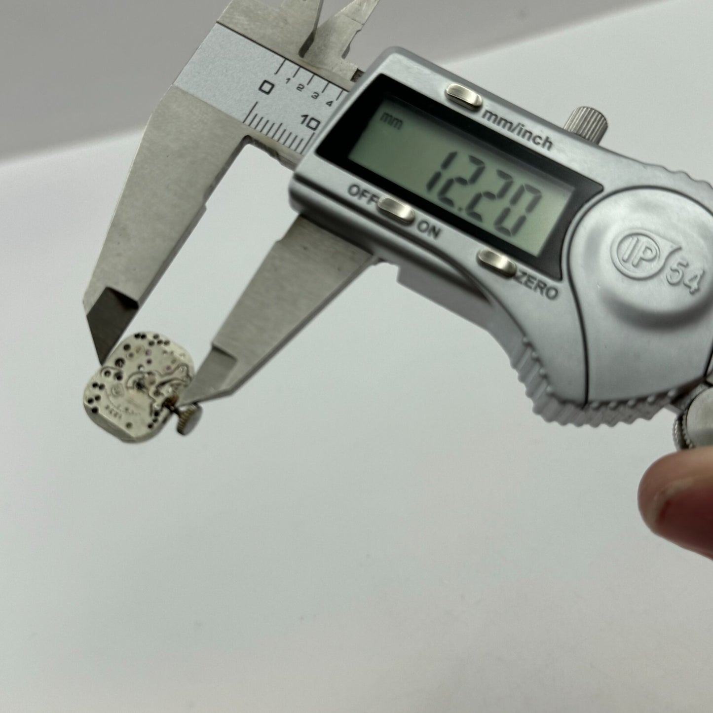 AS 1234 Ladies Manual Wind Watch Movement Swiss 17 Jewels Parts Repair 12.2mm