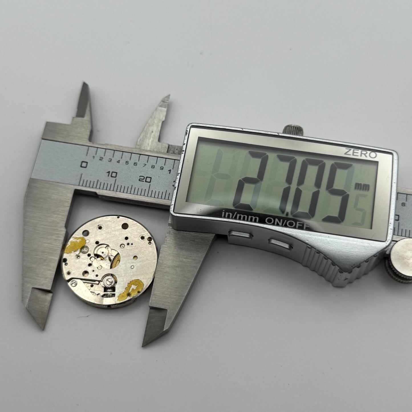 Sonceboz ES 55 Watch Movement PG Time Manual Wind Vintage Parts Repair 27mm