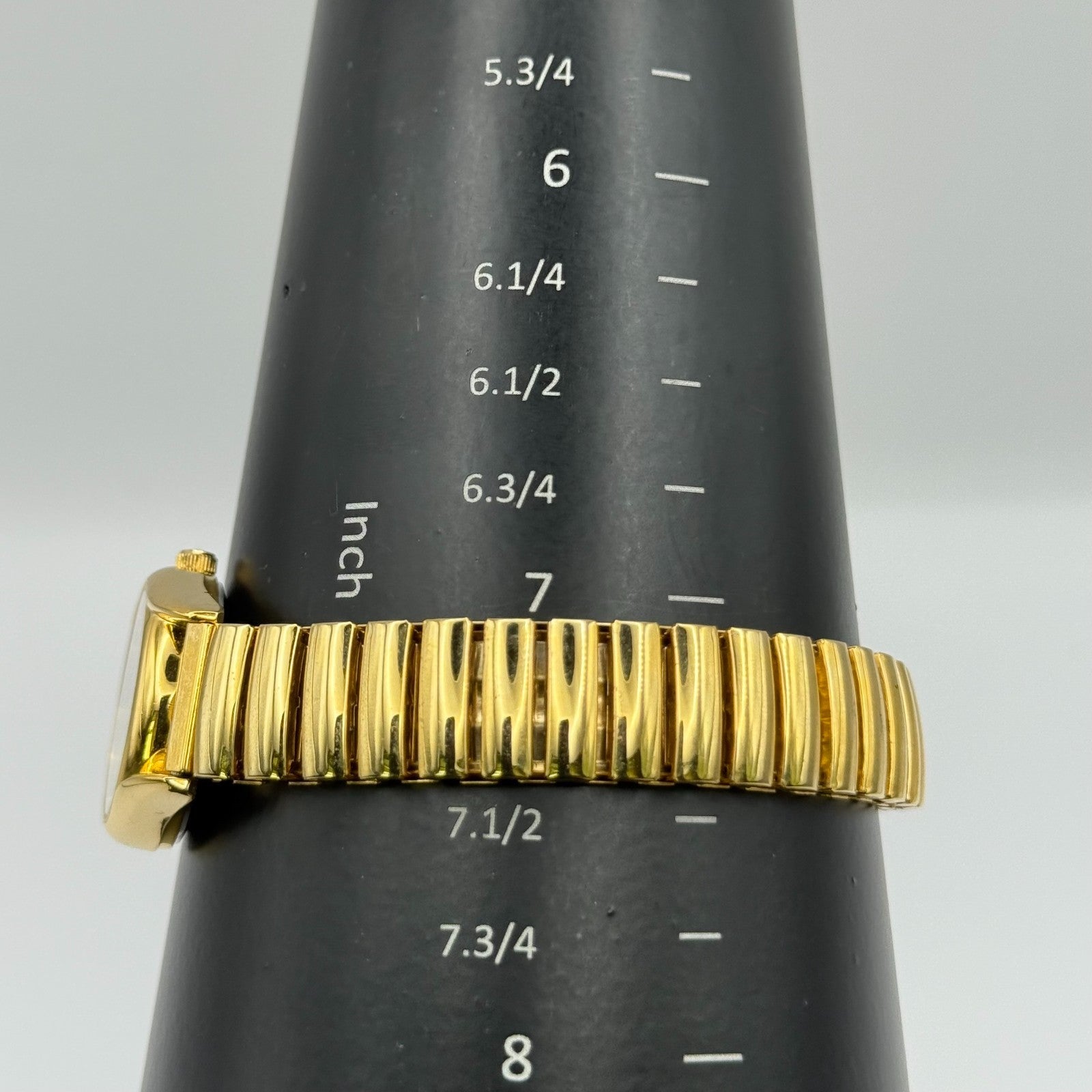 Hana Ladies Quartz Watch White Dial Gold Tone Expandable Band Steel Working 23mm