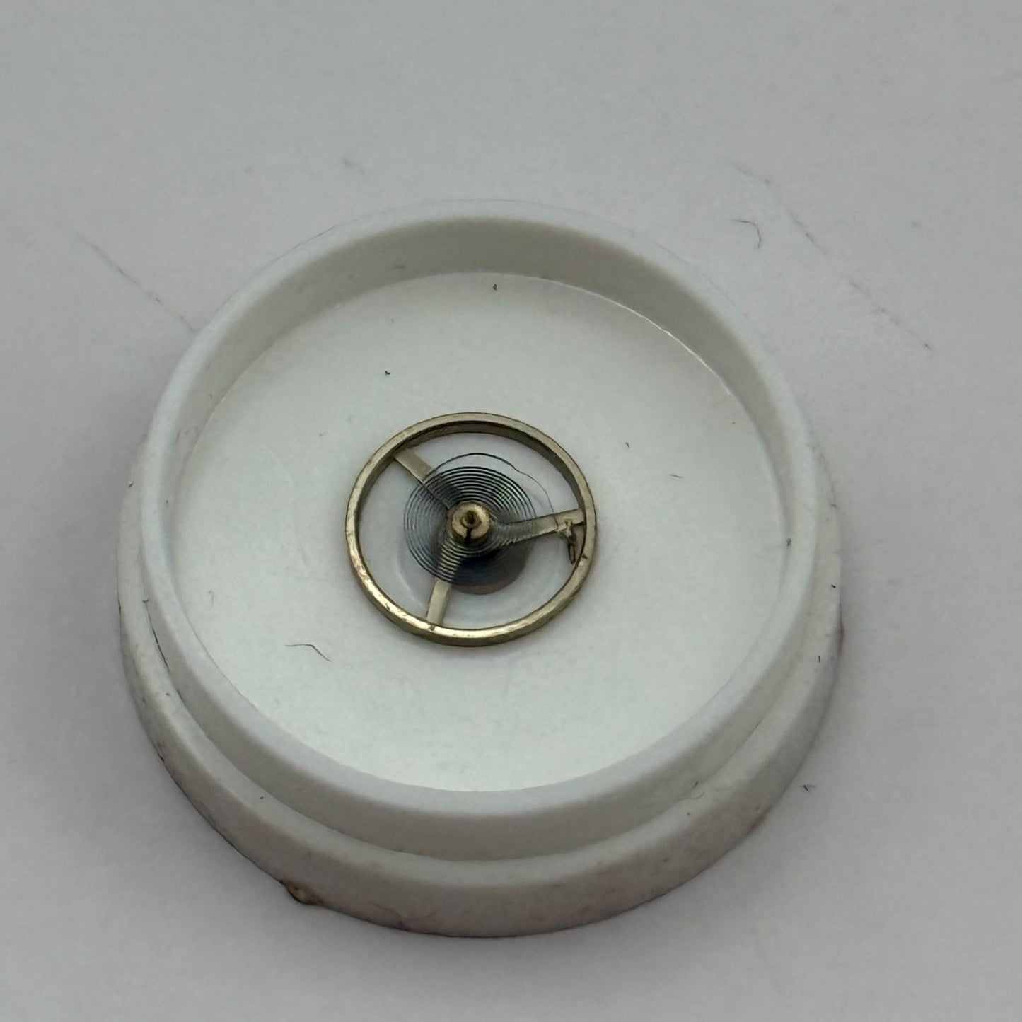 AS 1977 Balance Wheel Complete And Spring 5½’’’ 1740 M Watch Movement Parts 