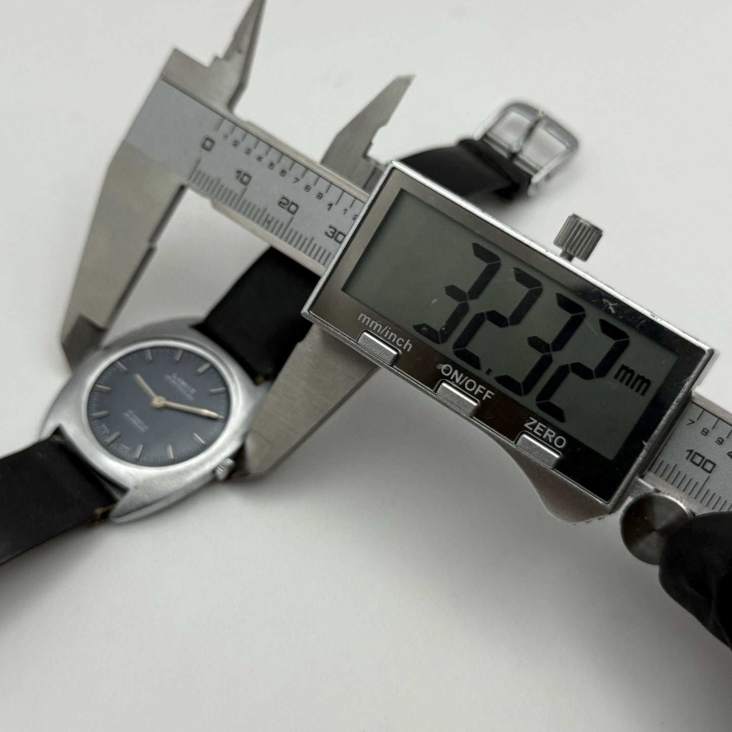 32mm Vintage Mens Limit FHF ST 69-21 Swiss Manual Wind Watch PARTS REPAIR