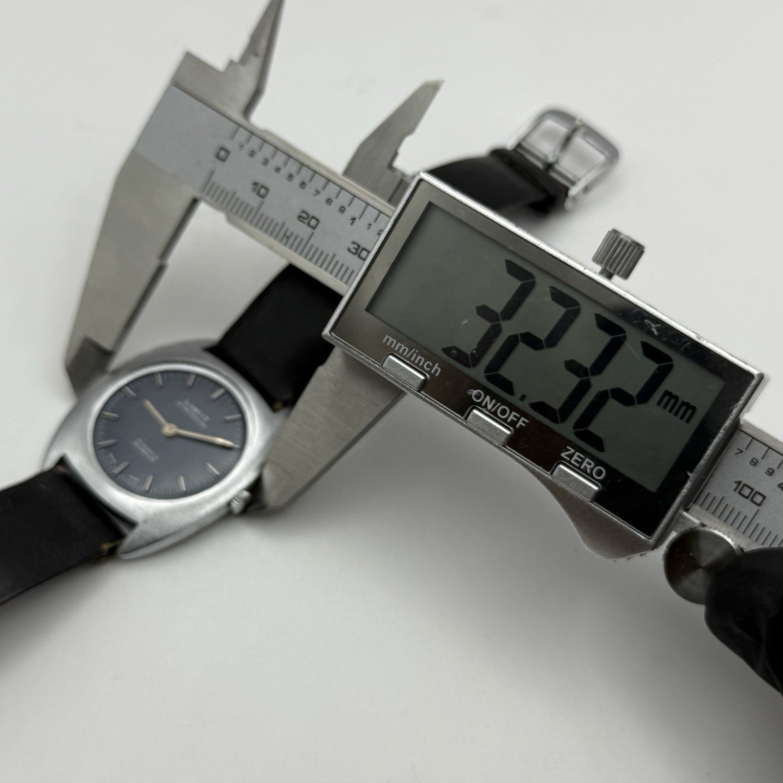 32mm Vintage Mens Limit FHF ST 69-21 Swiss Manual Wind Watch PARTS REPAIR