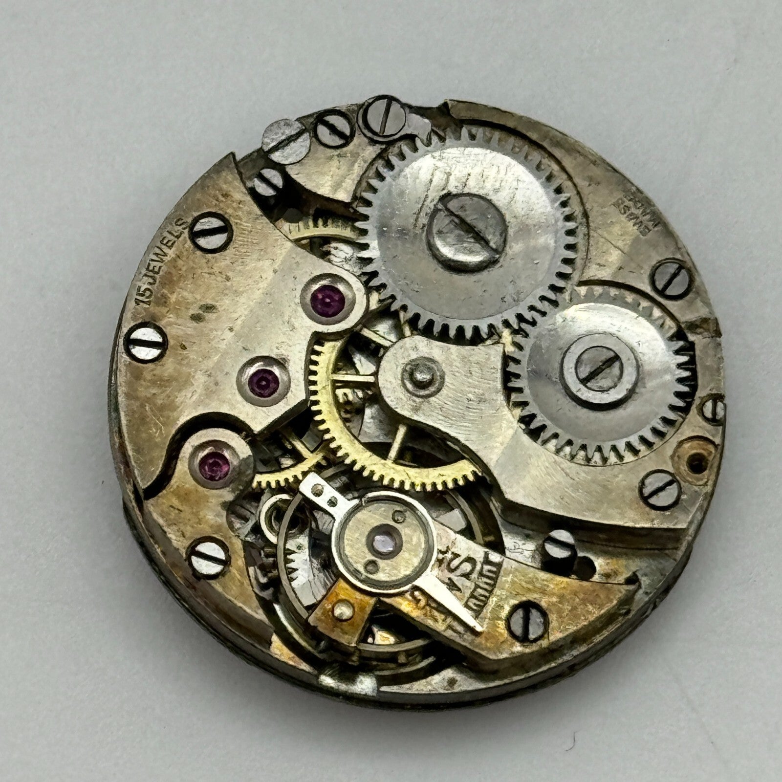 23.6mm Unidentified 15 Jewels Swiss Vintage Manual Wind Watch Movement PARTS