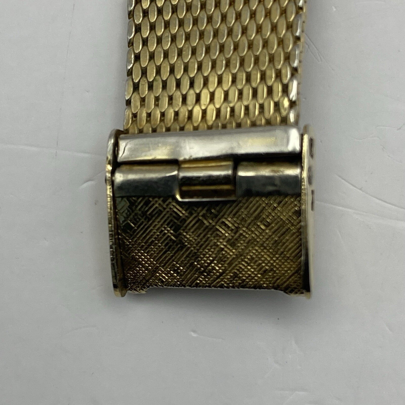 27mm Ladies Manual Wind RUNS BUT STOPS Regency Milanese Gold Tone Watch