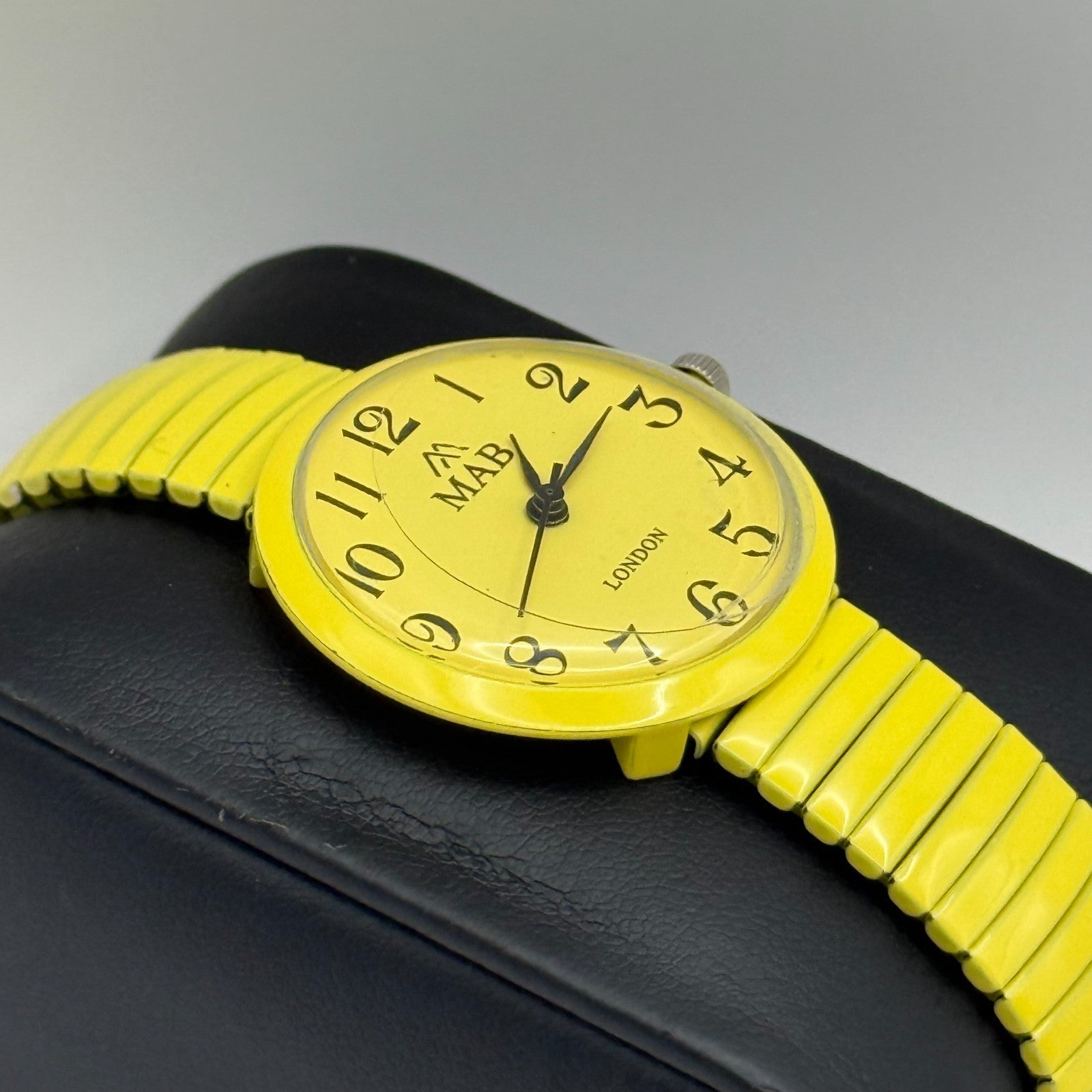 MAB Ladies Yellow Quartz Watch Stretch Band London Working 29mm New Battery