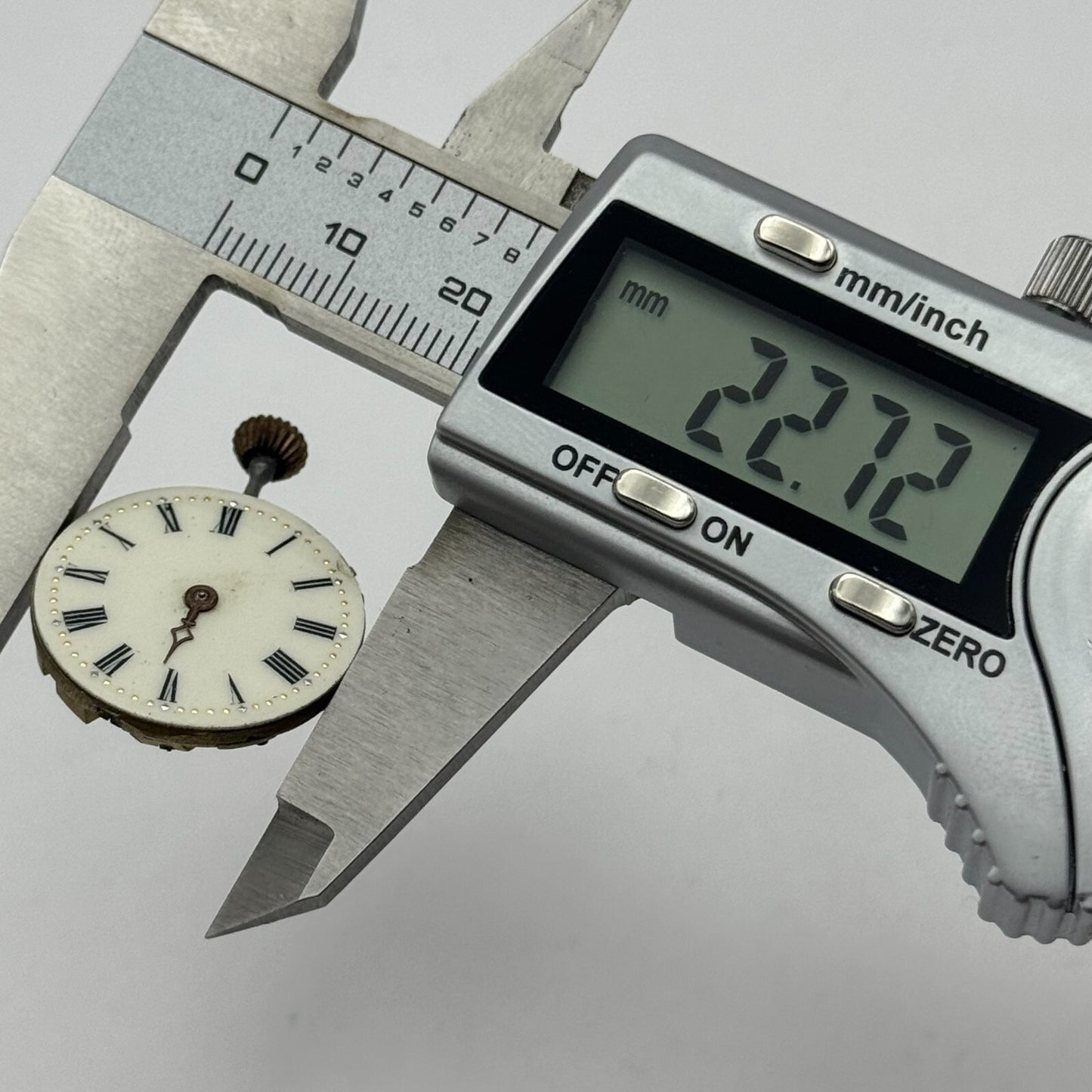 22.7mm Unidentified High Grade Balance Ok Watch Movement Vintage PARTS SPARES