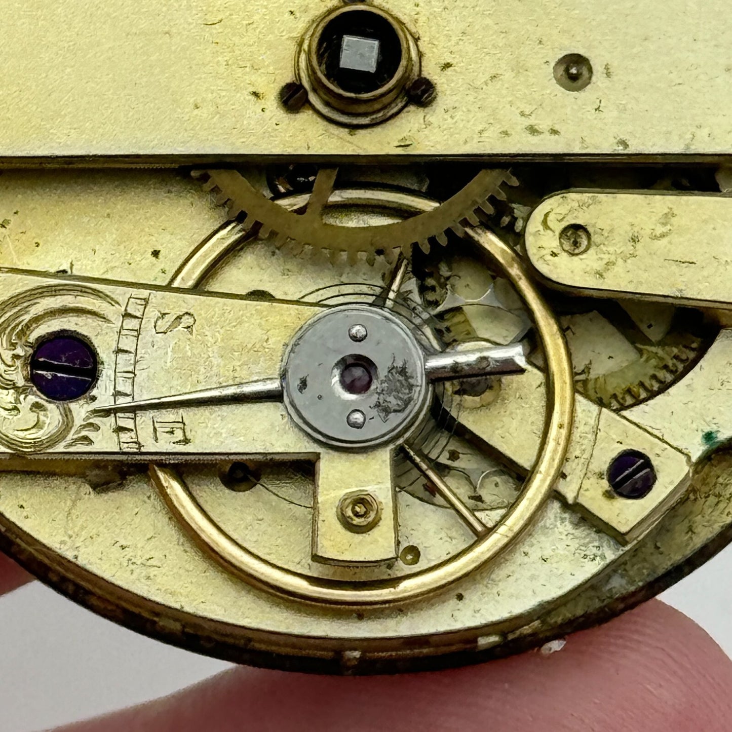 41.8mm Antique Unidentified Key Wound Pocket Watch Movement Dial Hands PARTS