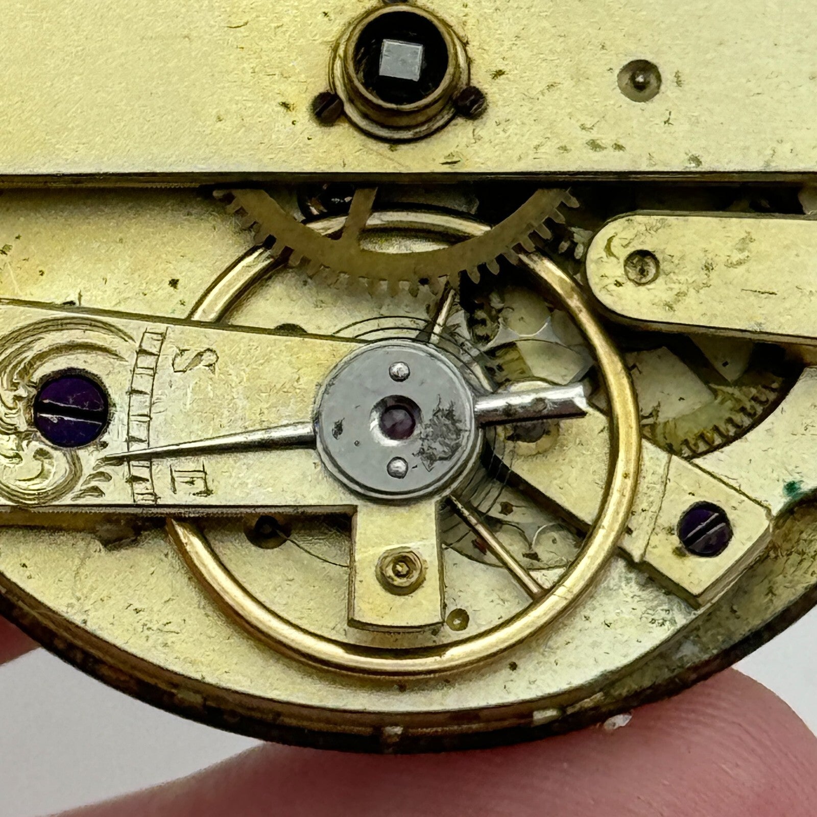41.8mm Antique Unidentified Key Wound Pocket Watch Movement Dial Hands PARTS