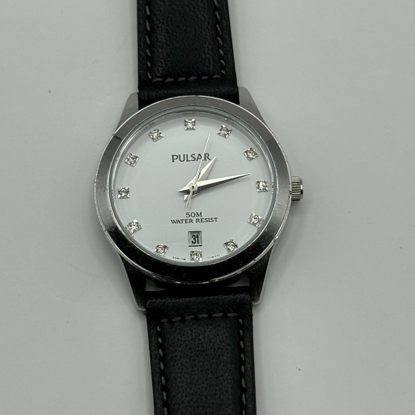 Pulsar Ladies Quartz Watch Date Dial Diamond Markers Leather Strap Working 27mm