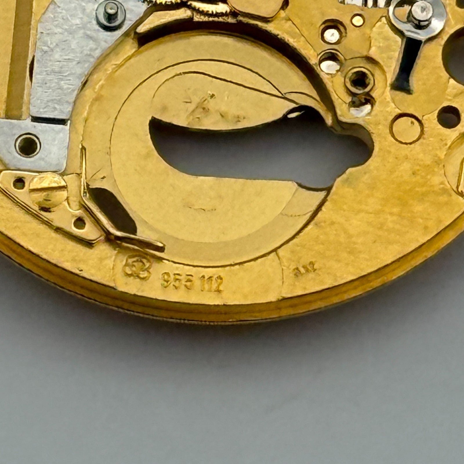 ETA 955.112 Quartz Watch Movement 7 Jewels Swiss Vintage Parts Repair 26.1mm