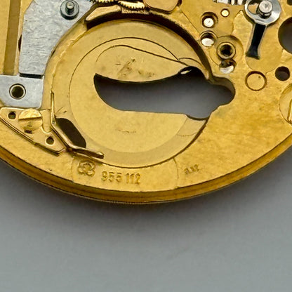 ETA 955.112 Quartz Watch Movement 7 Jewels Swiss Vintage Parts Repair 26.1mm