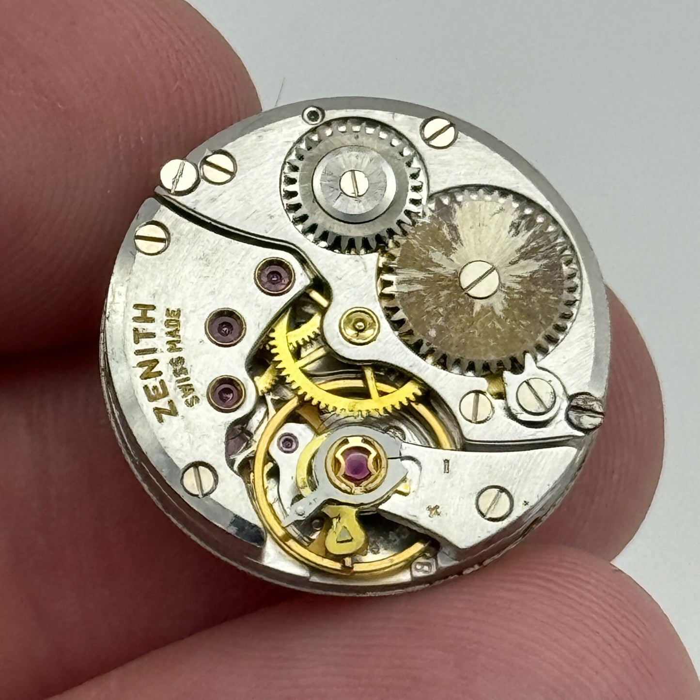 19.7mm Ladies Zenith Cal 88 Manual Wind Watch Movement Swiss Vintage PARTS SPARE