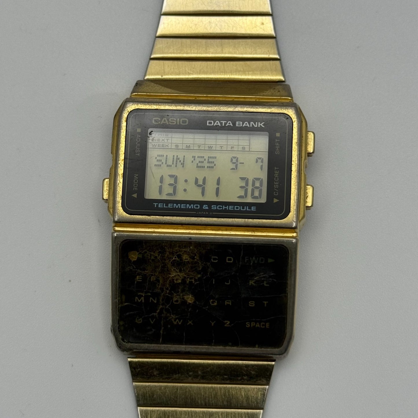 Casio Quartz Watch DBC-610 Data Bank Telememo Vintage 33mm Working Digital