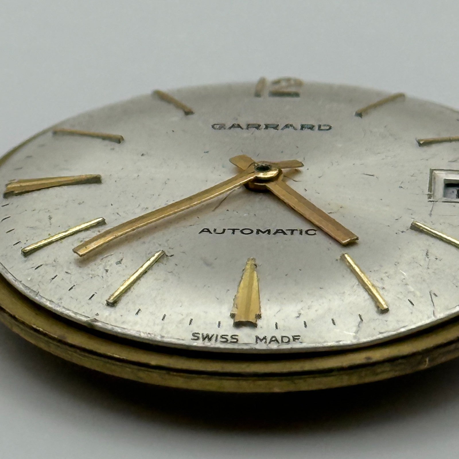 FHF 909 Automatic Watch Movement Garrard Date 25 Jewels Vintage Parts 31.8mm