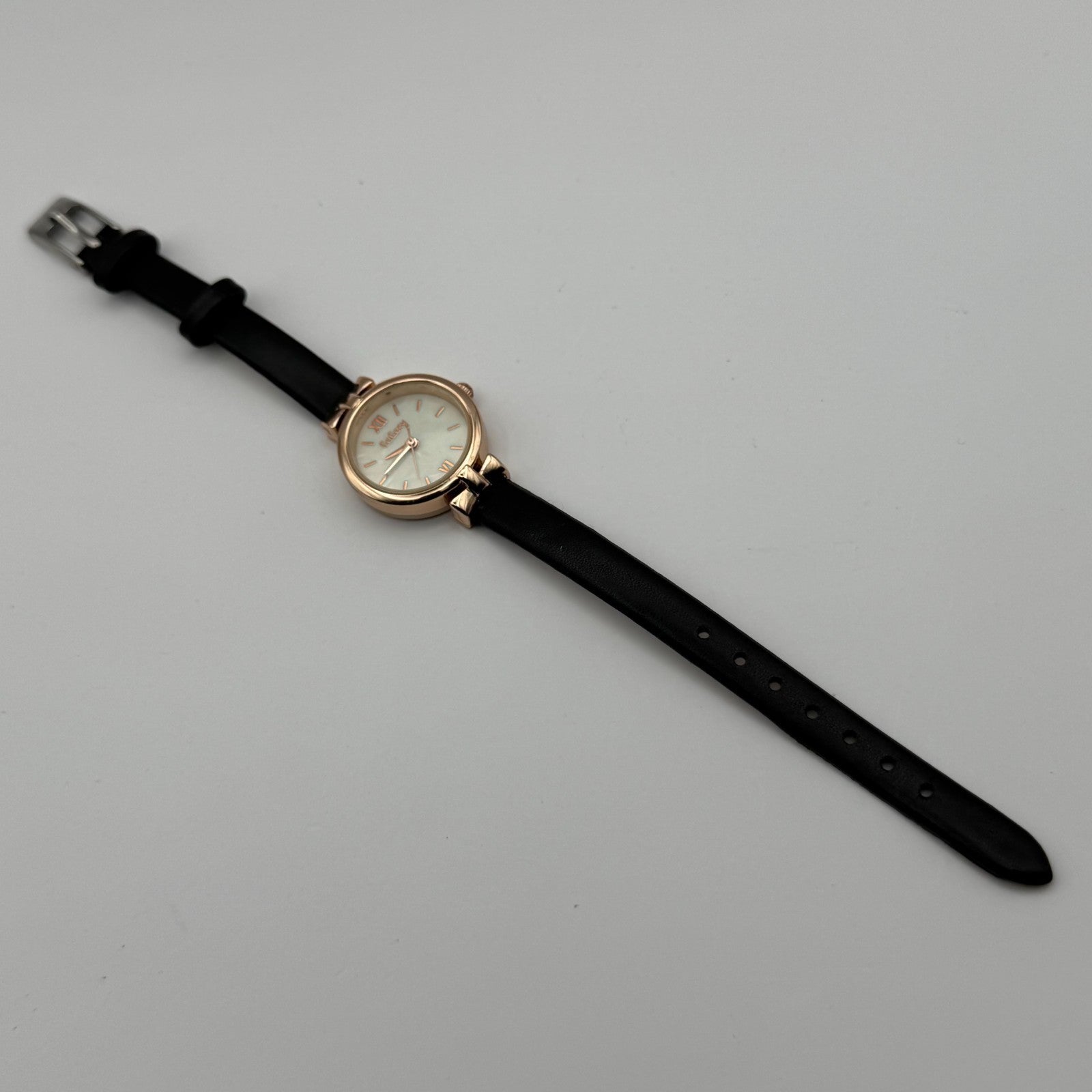 GoGoey Ladies Quartz Watch Mother of Pearl Dial Black Strap Working 24mm