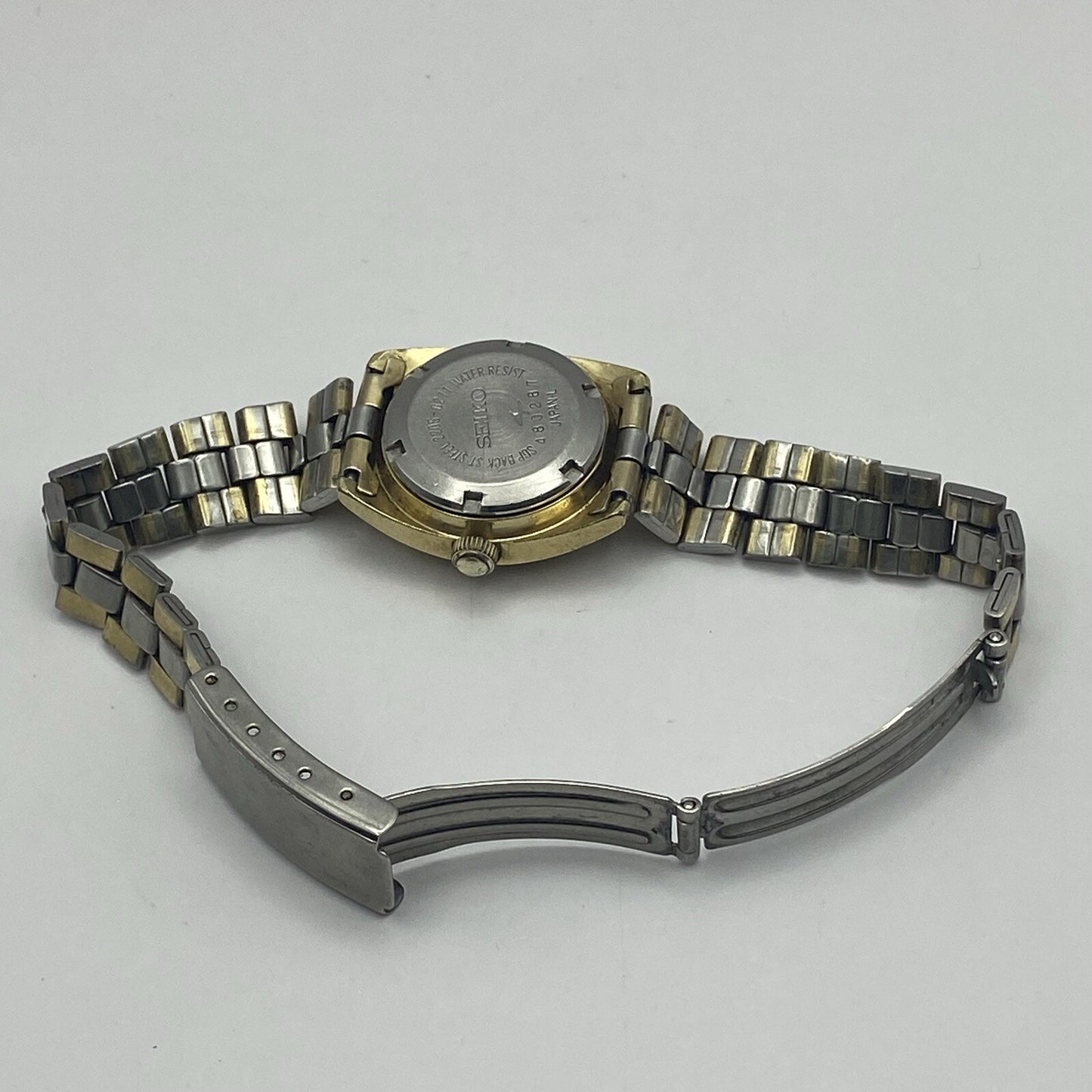 25mm RUNNING TO REPAIR Vintage Seiko Hi Beat 2205 - 0221 Ladies Watch 2205A