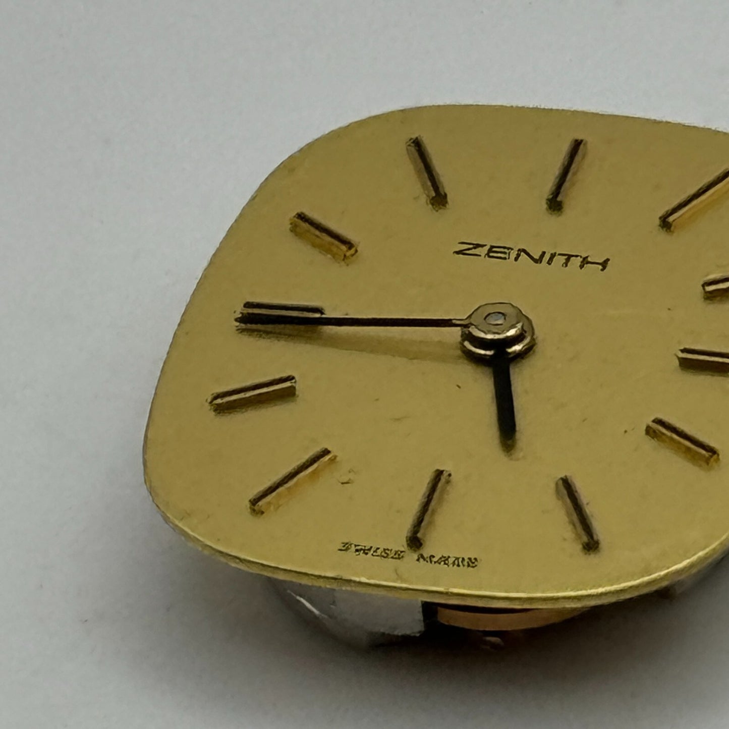 12.9mm Ladies Zenith Cal 16.5 Manual Wind Watch Movement Swiss Vintage PARTS