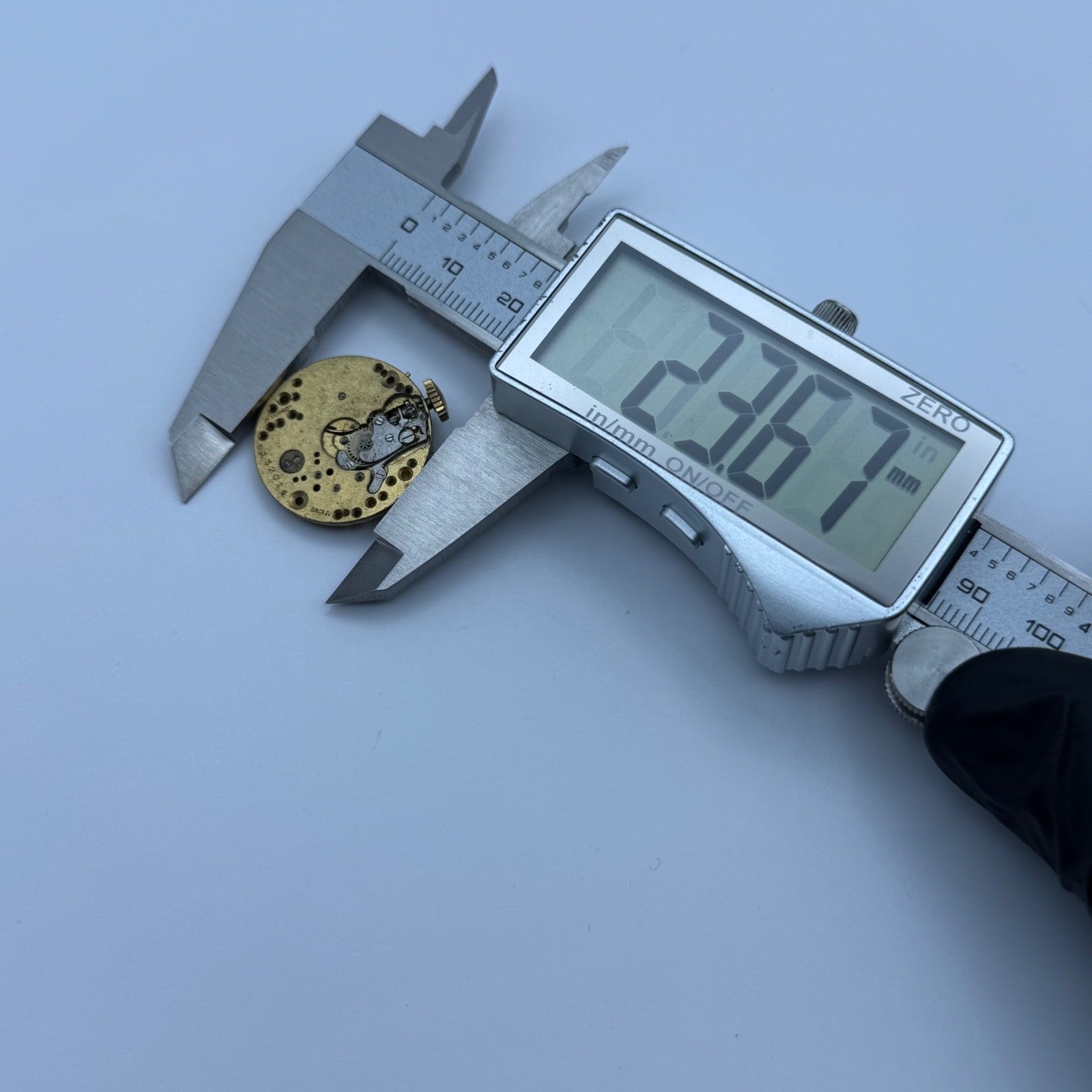 Longines 10.26 B&Co Watch Movement Swiss Vintage Incomplete Parts Repair 23.6mm