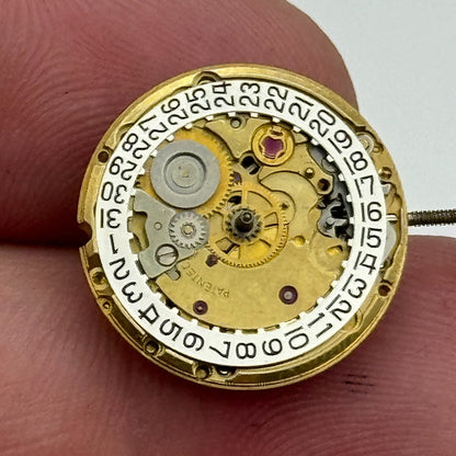 17.4mm Running Bulova 7BLACD Automatic Ladies Watch Movement Swiss Vintage PARTS