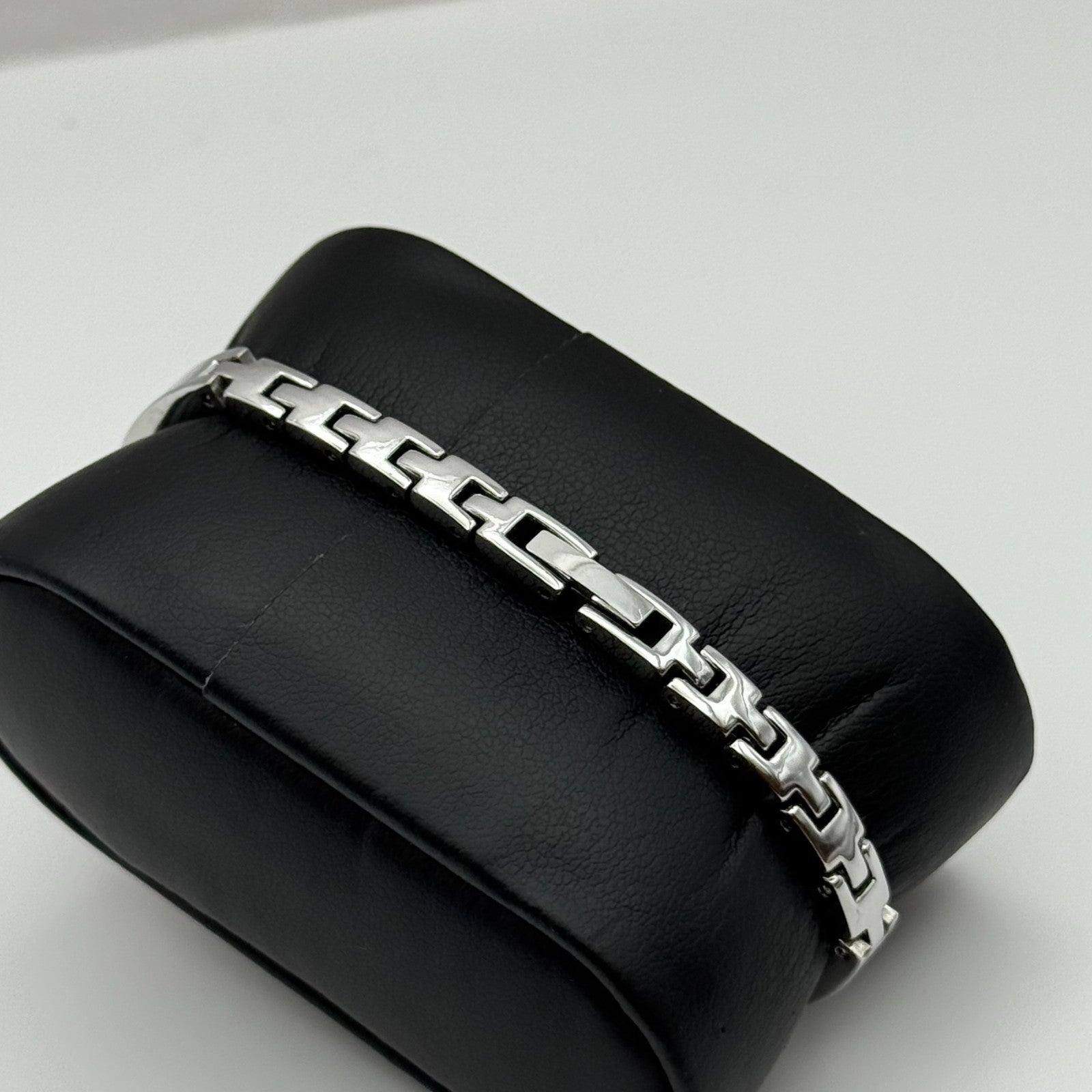 22mm Working Ladies Sekonda Two Tone Jewelled Quartz Japan Watch 6.25 Inches