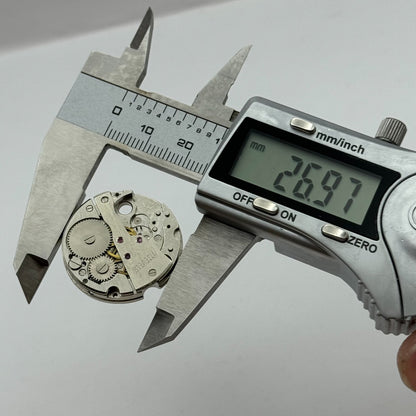 27mm Men's ZNN 89C Manual Wind 17 Jewels Watch Movement Vintage PARTS SPARES