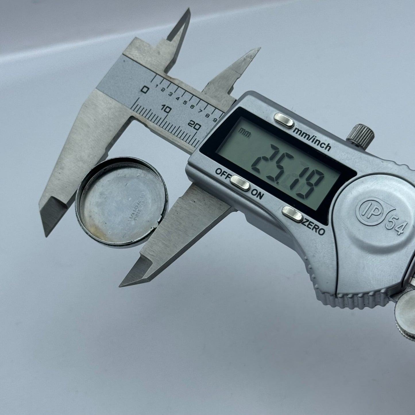 24.2mm R Lapanouse S.A. 1 Jewel Manual Wind Swiss Watch Movement Vintage PARTS