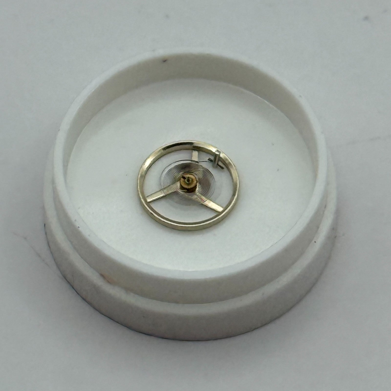 FEF 6620 Balance Wheel Complete And Spring 5½’’’ 1450 M Watch Movement Parts 