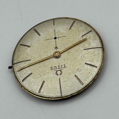 Solvil et Titus Peseux 330 Watch Movement Manual Wind Vintage Swiss Parts 25.9mm