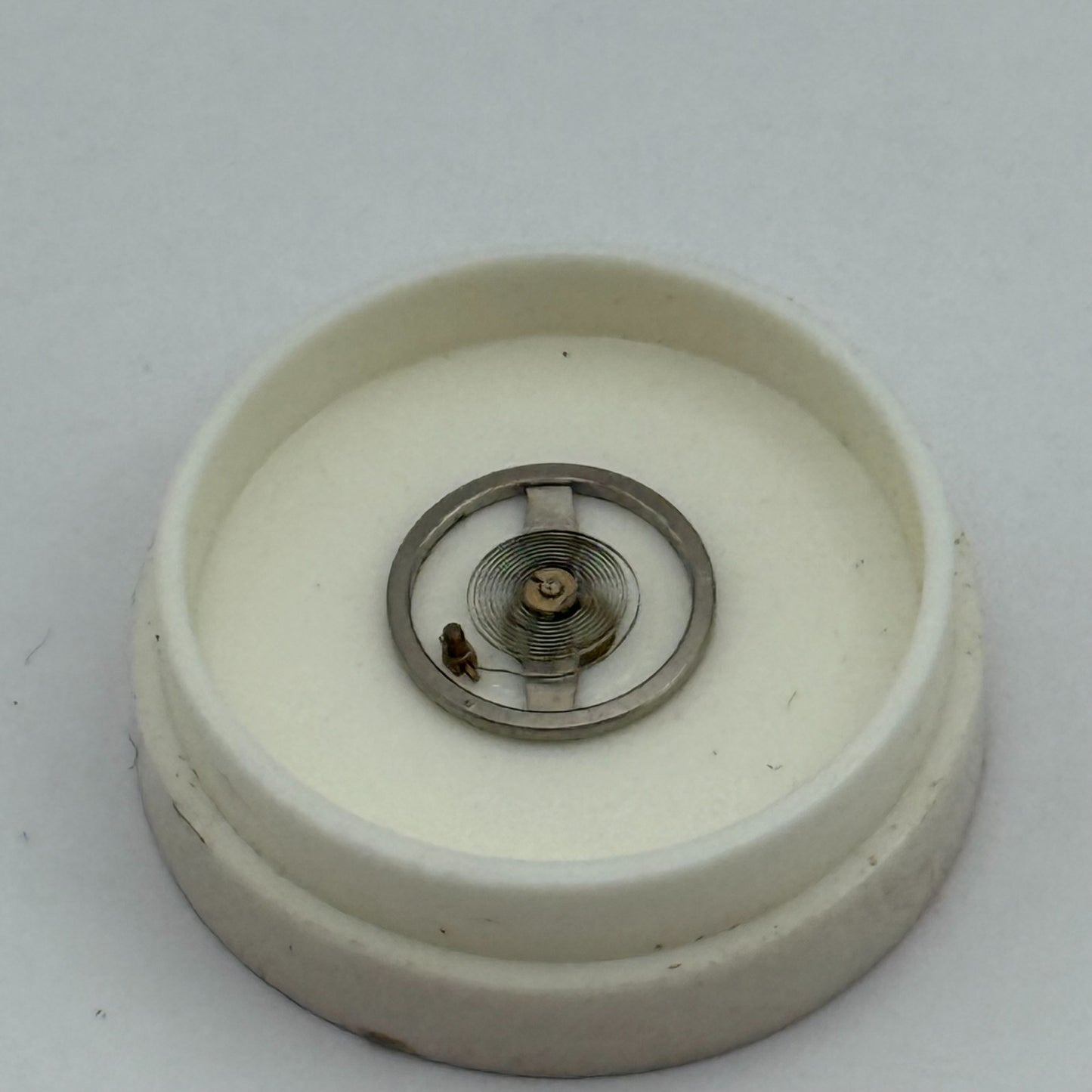 Brac 2051 Balance Wheel Complete And Spring  5¼’’’ 69 M Watch Movement Parts NOS