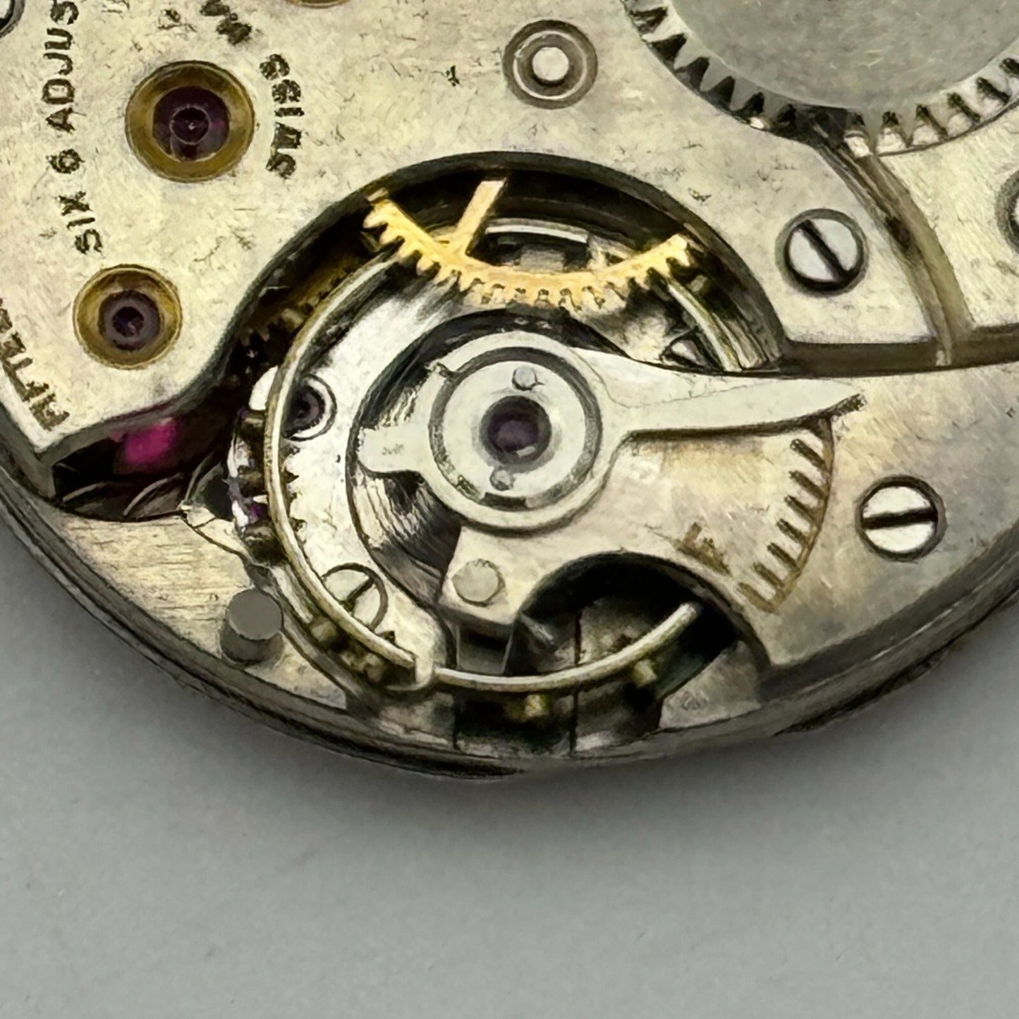 23.6mm Possibly Movado 15 Jewels 6 Adj High Grade Manual Wind Watch Movement