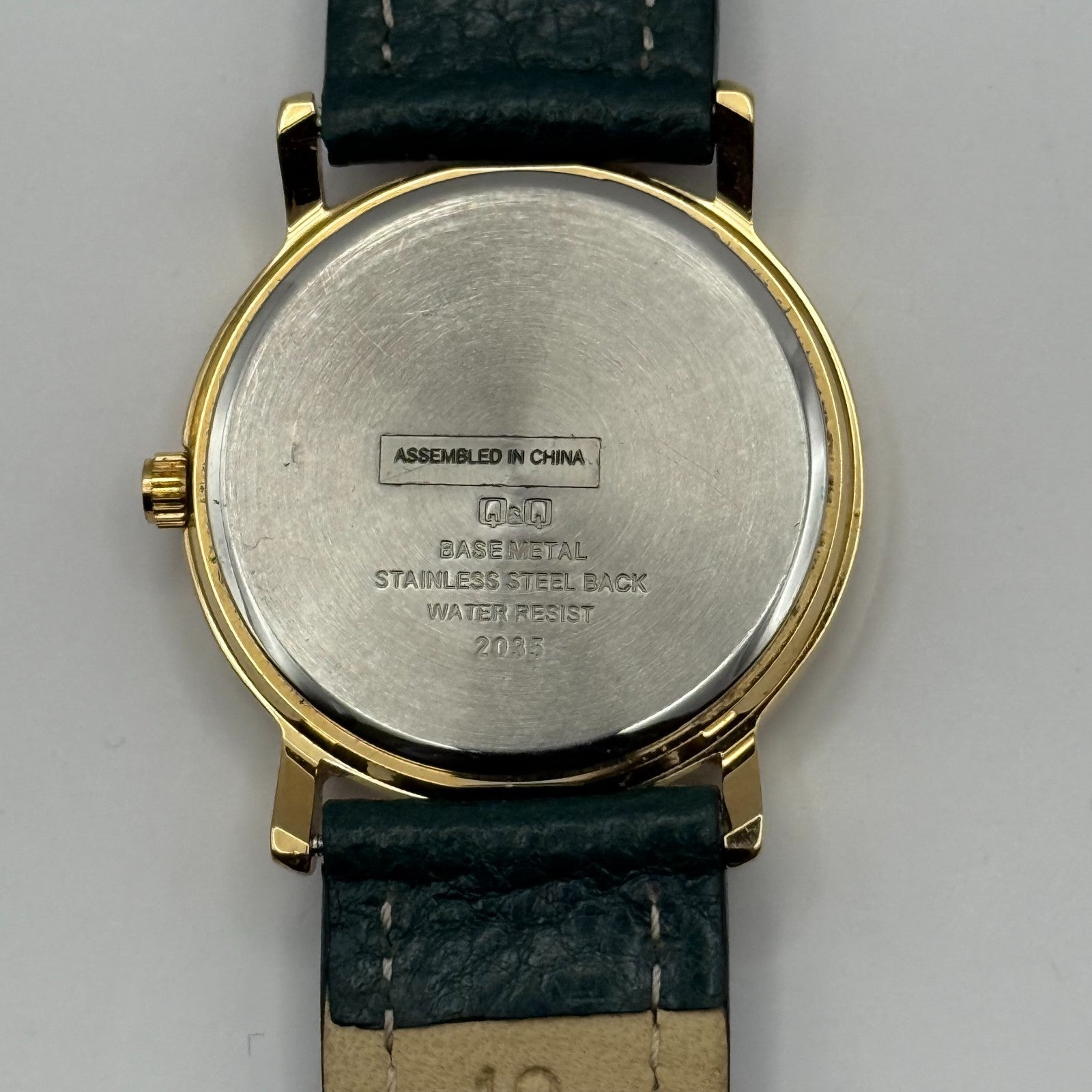 Falcon Ladies Quartz Watch Gold Tone Case Green Leather Strap Working 30mm