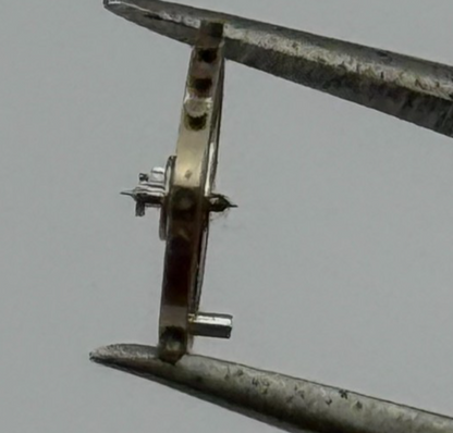 FHF 34 Balance Wheel Complete And Spring 7 3/4''' 1047 M Watch Movement Parts 