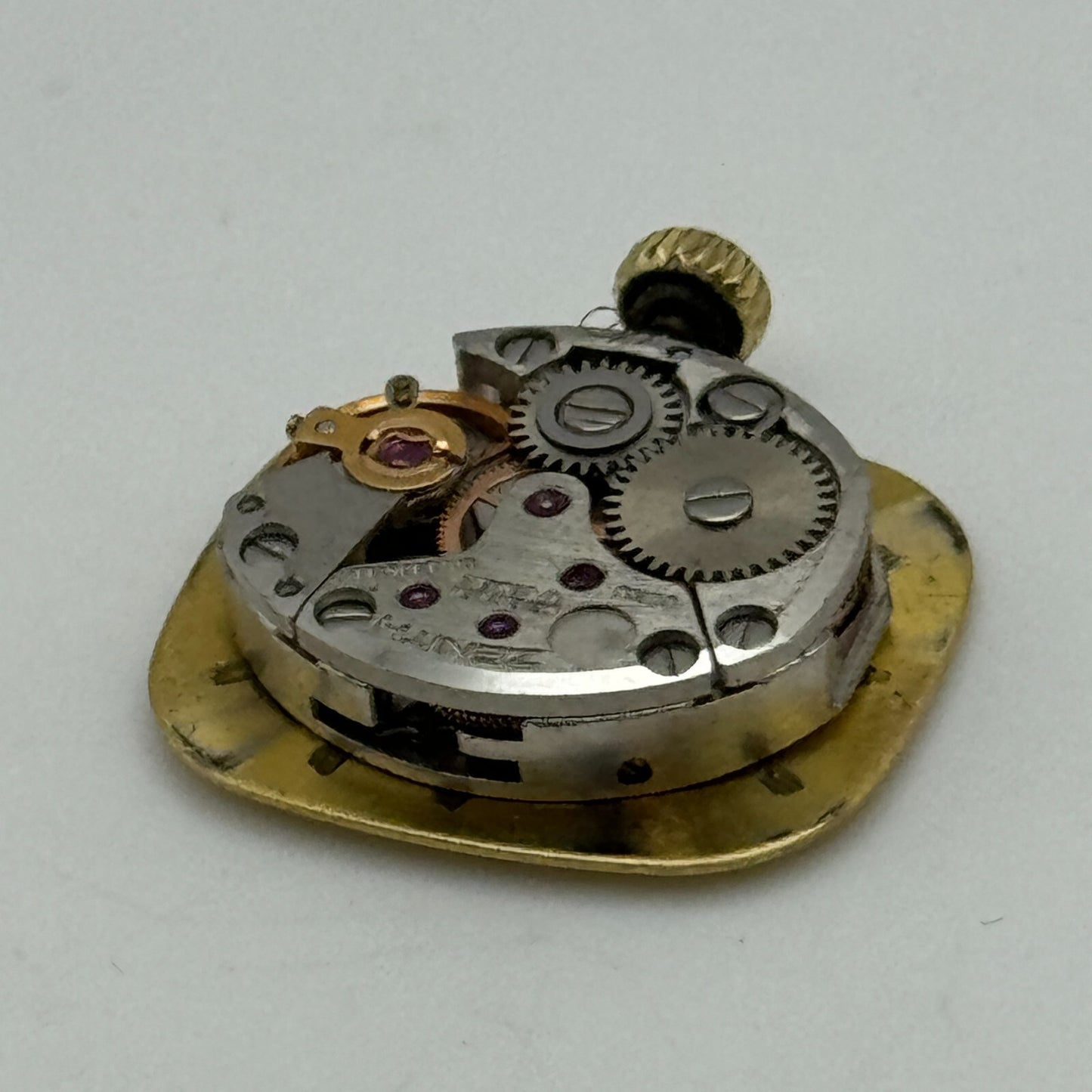 12.9mm Ladies Zenith Cal 16.5 Manual Wind Watch Movement Swiss Vintage PARTS
