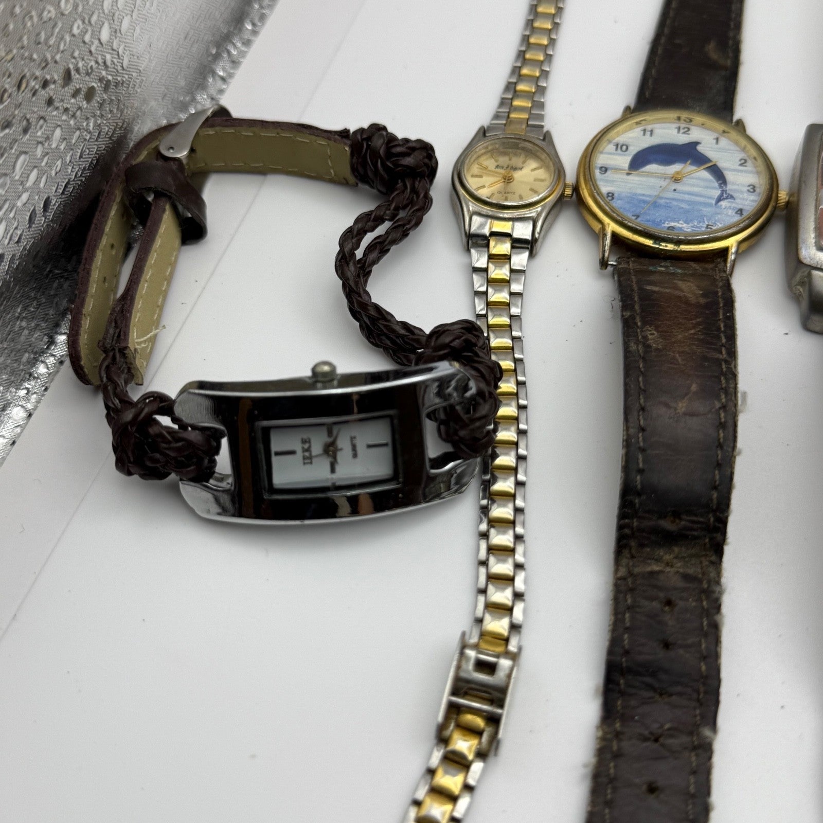 Bundle Of 16 Quartz Watches Modern / Vintage Untested Parts / Repair / Crafts