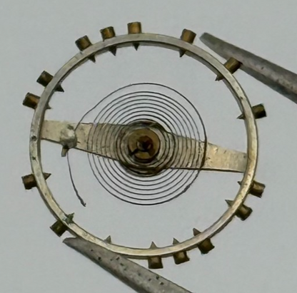 FEF 30 Balance Complete 13''' Renata 166 Watch Movement Parts Vintage Damaged