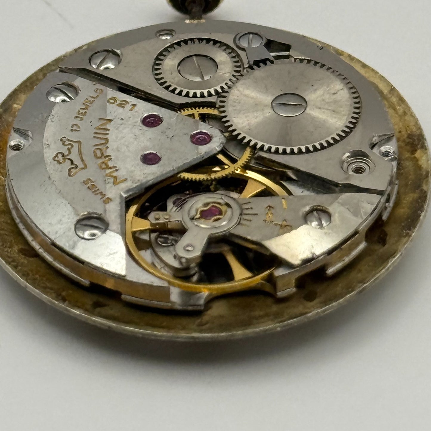 Marvin 621 Watch Movement Manual Wind Vintage Swiss 17 Jewels Parts 25.9mm