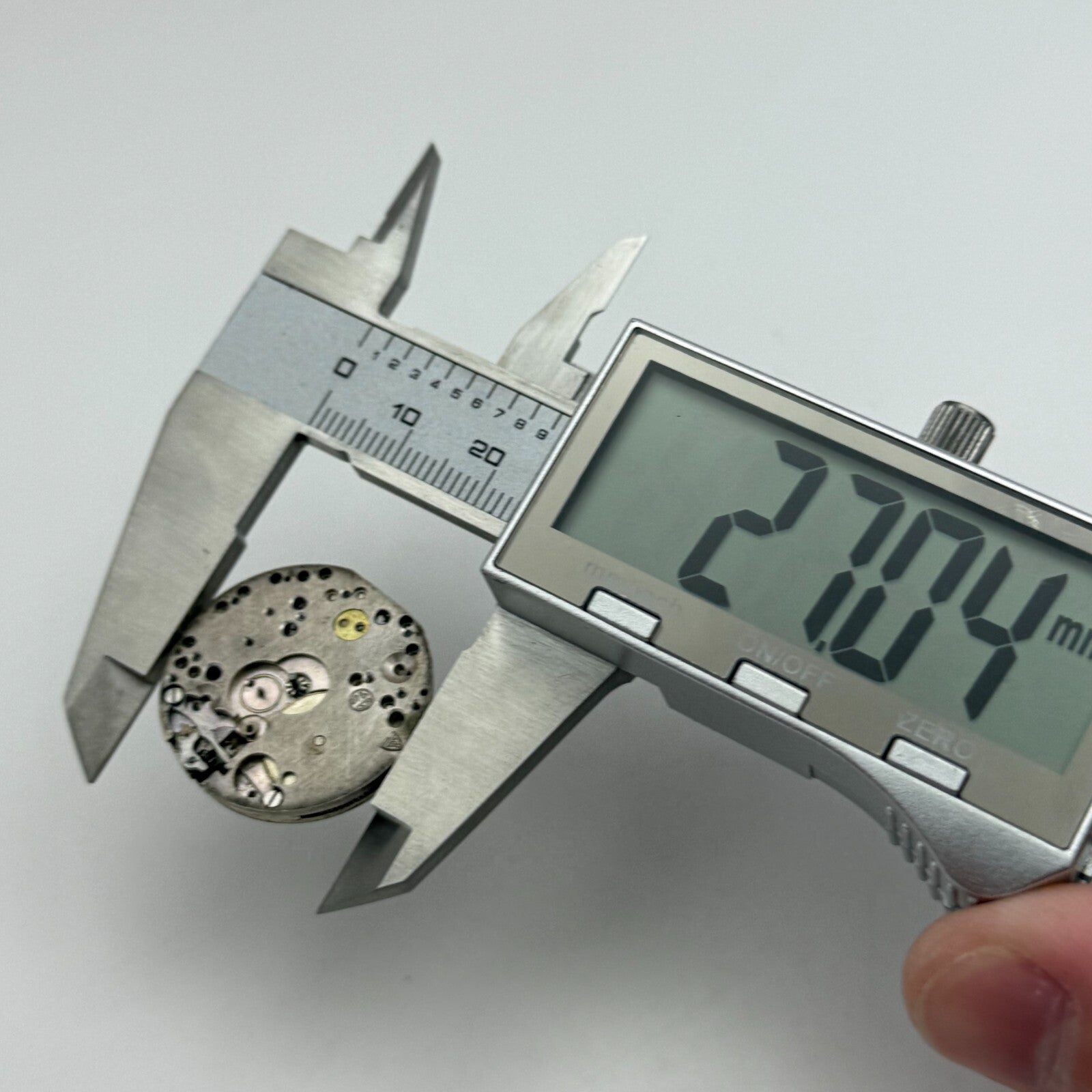 26.7mm Vintage AS 554 Balance Ok Trench Manual Wind Watch Movement PARTS REPAIR