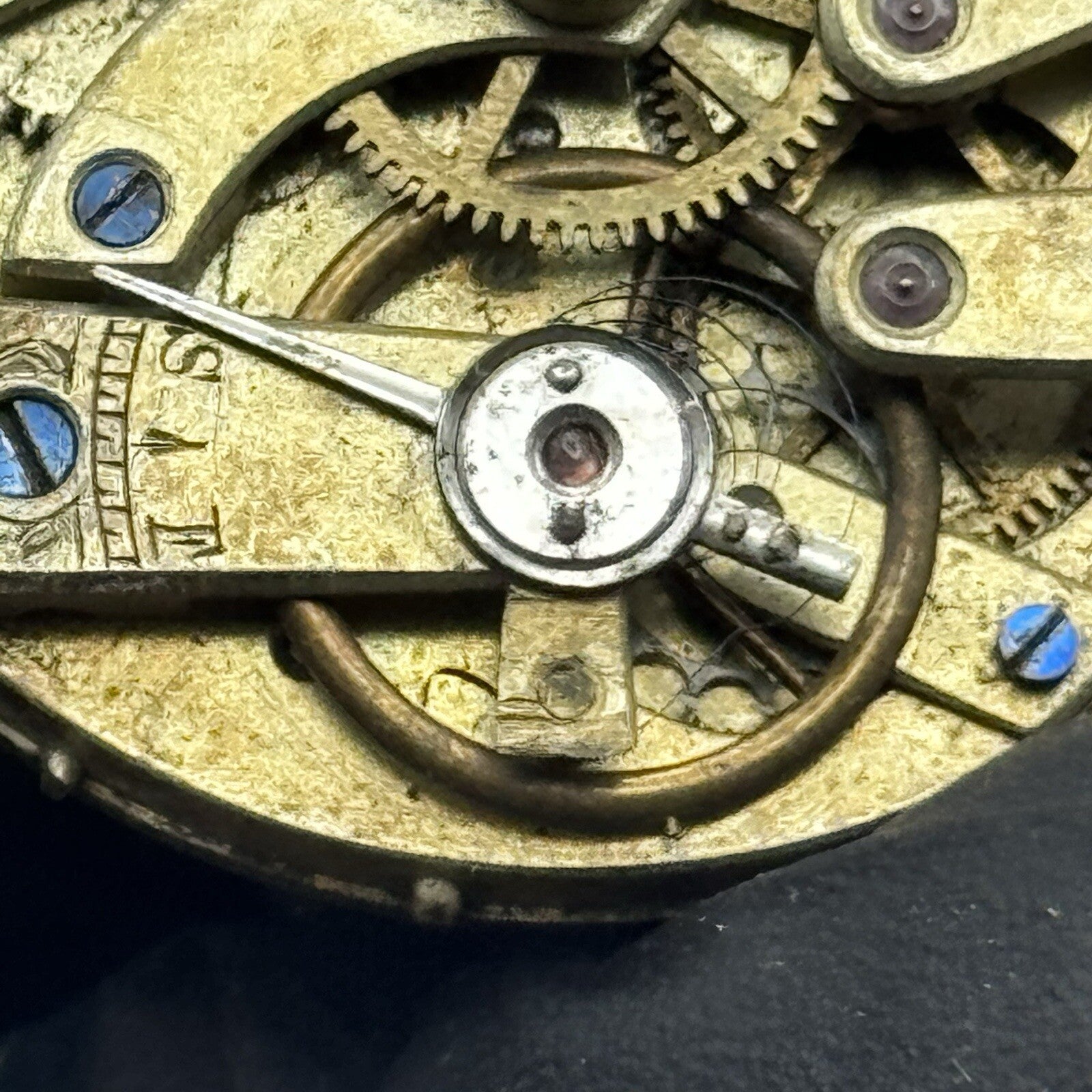 33.9mm Quality White Porcelain Dial Cylinder Watch Movement FOR PARTS