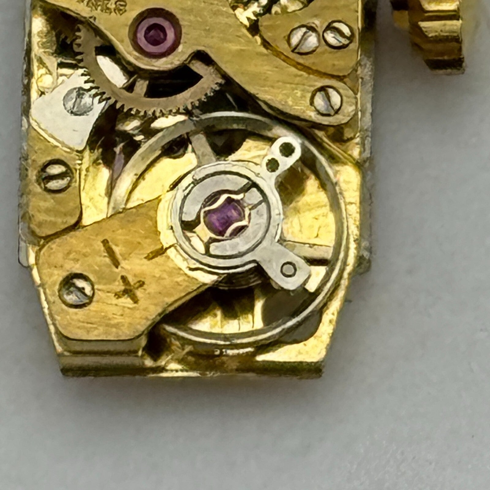 9mm Running Waltham FHF 59-21 Ladies Manual Wind Watch Movement Vintage PARTS