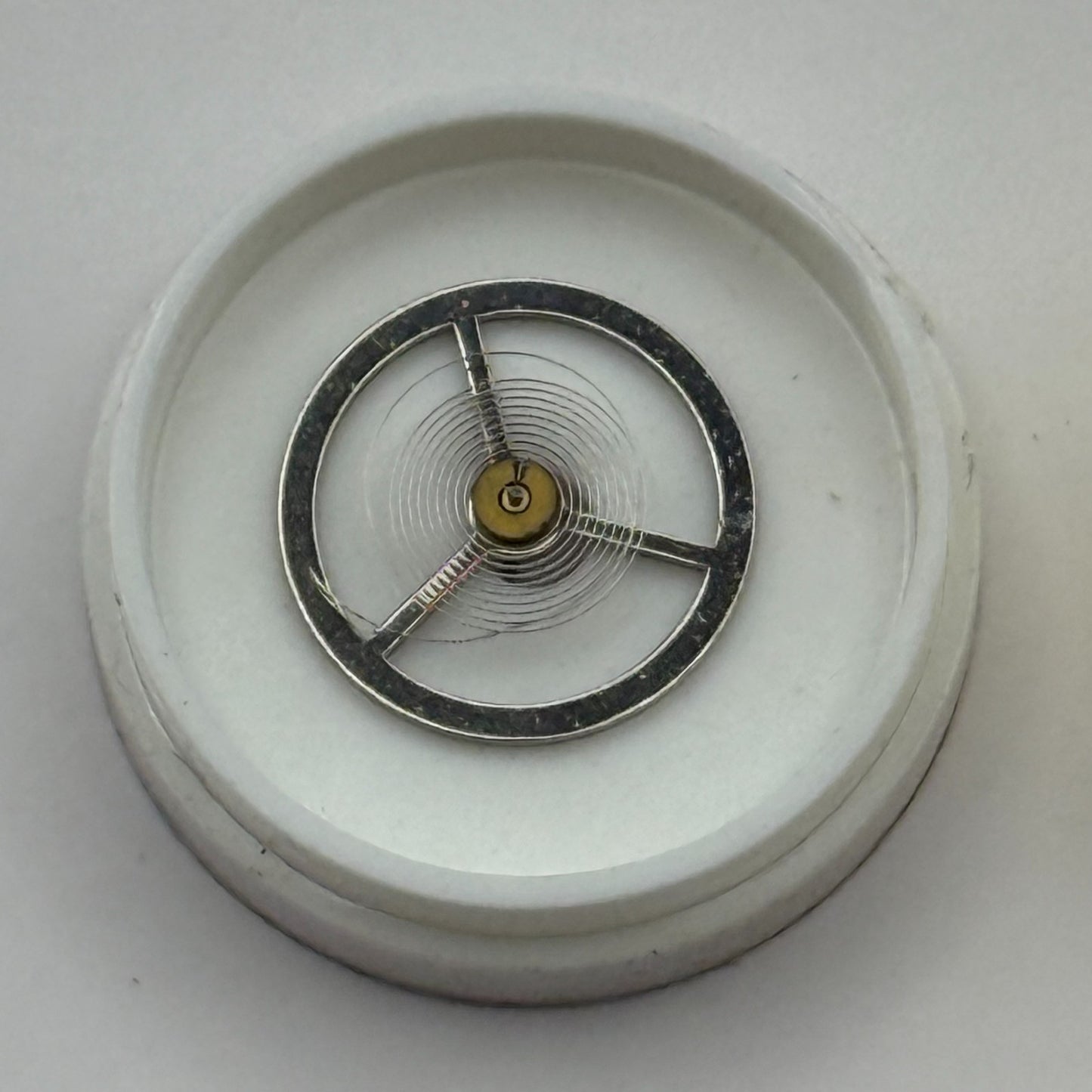 BFG 866 Balance Complete DGT Renata 64 Watch Movement Parts Vintage DAMAGED