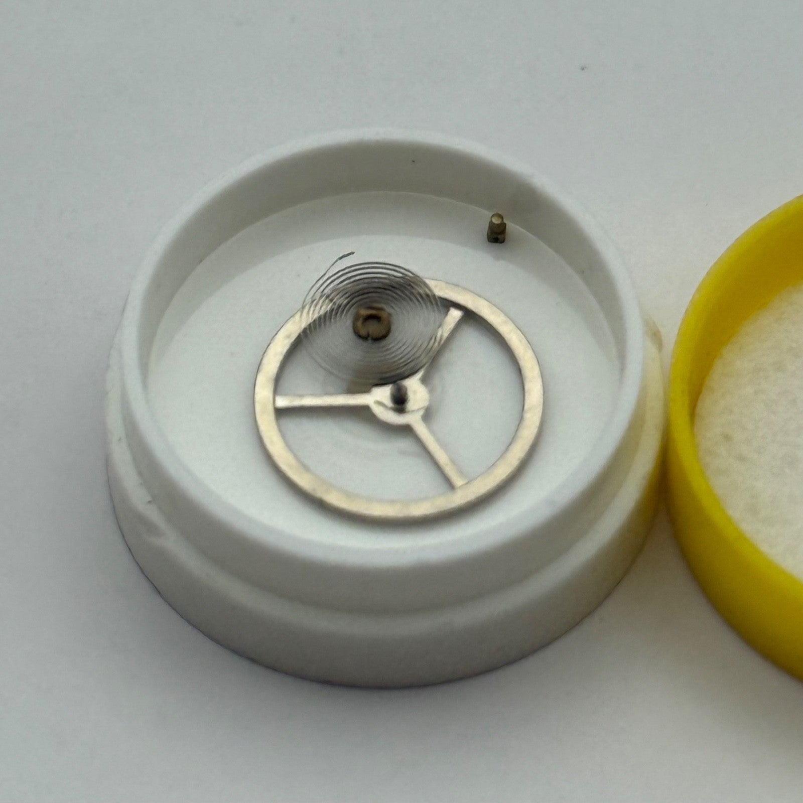 Ebosa 65 Balance Complete 12 1/2''' Renata 942 Watch Movement Parts Vintage NOS