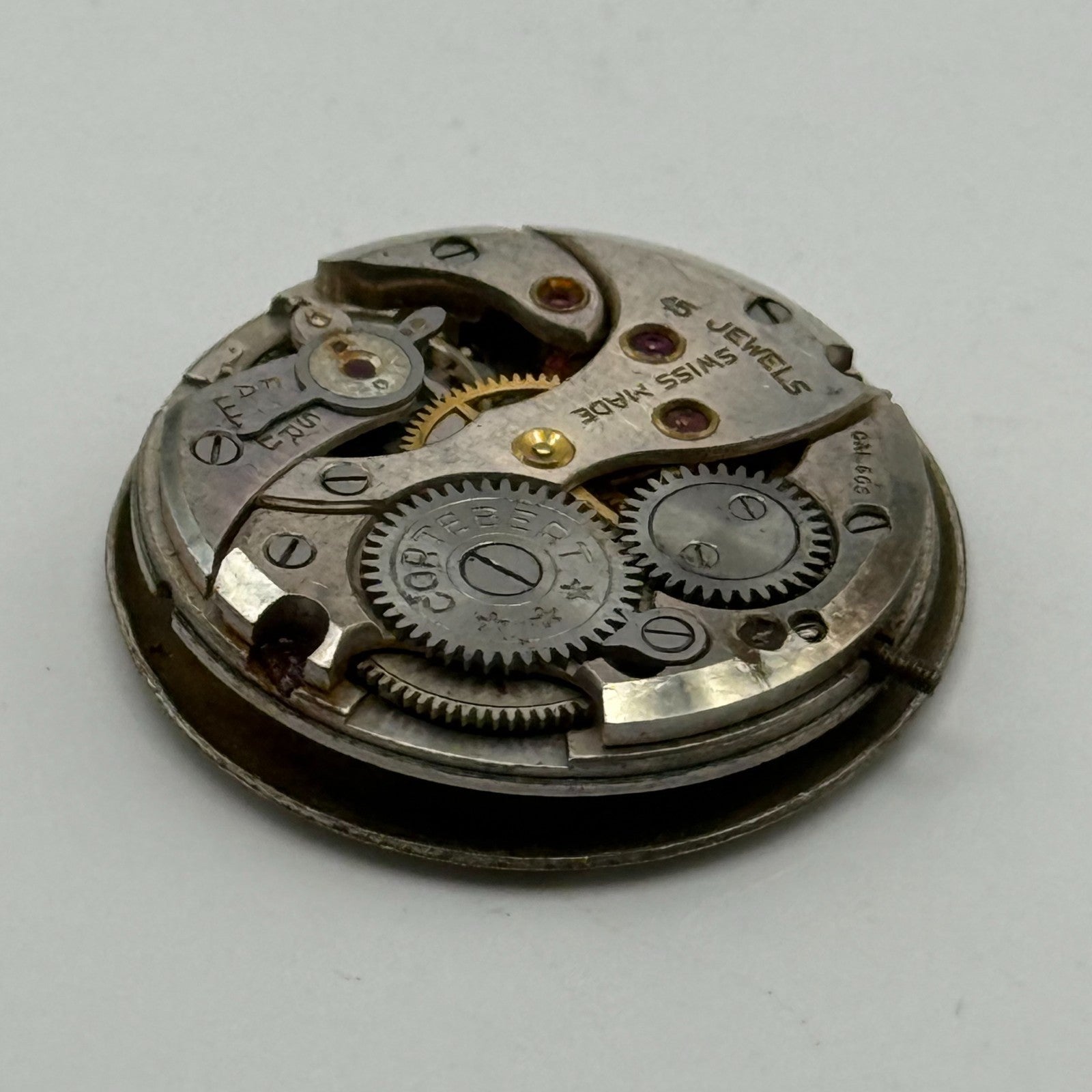 Cortebert Cal 665 Watch Movement 15 Jewels Sub Seconds Manual Wind Parts 25.3mm